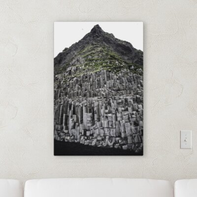 'Mountain and Cliffs 40' Photographic Print on Canvas Union Rustic Size: 12